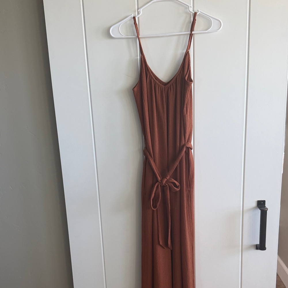 NWOT H&M Rust Orange Textured Sleeveless Jumpsuit
